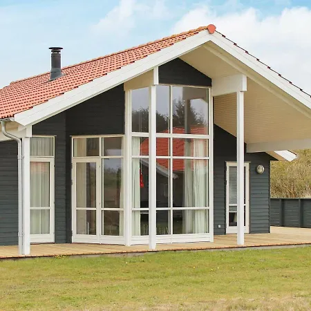 8 Person In Ulfborg Casa de Férias