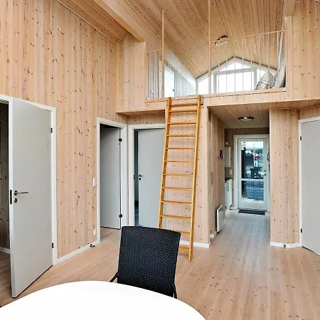8 Person In Ulfborg Casa de Férias