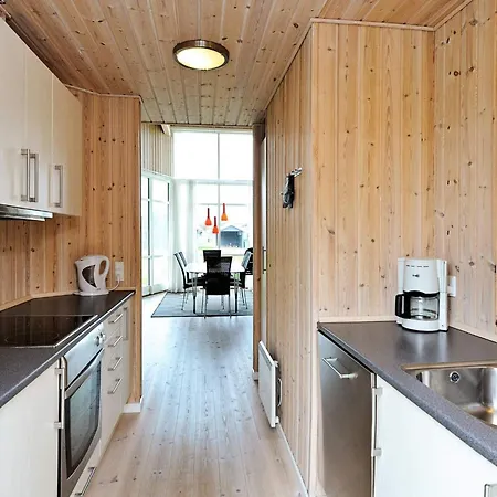 5 Star In Ulfborg * Fjand Gårde